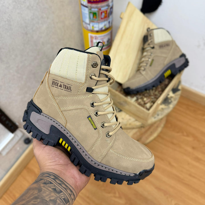 Bota Cat Rock Trail Premium Cu Caja